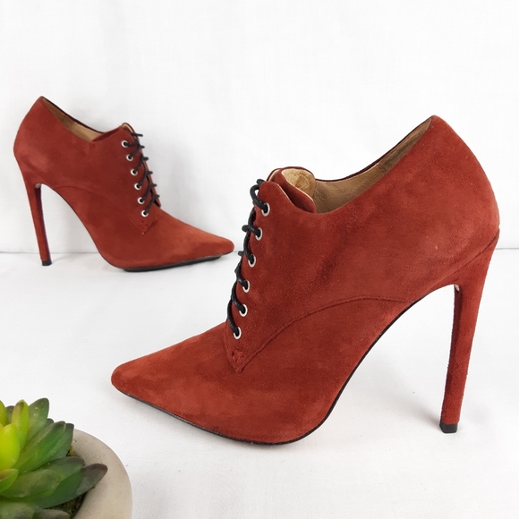 L.A.M.B. LACE UP ANKLE BOOTIES - Picture 9 of 16